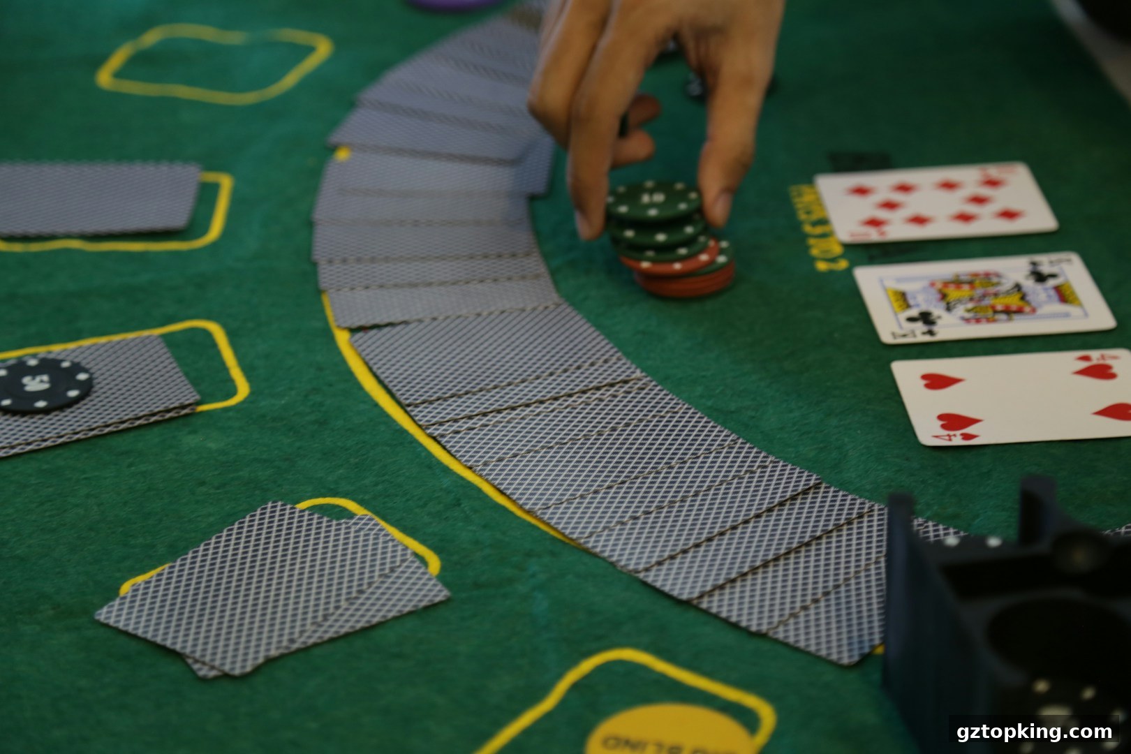 AG GAMING AG真人 手机版APP官方安装入口 · 实景娱乐大厅 · gztopking.com